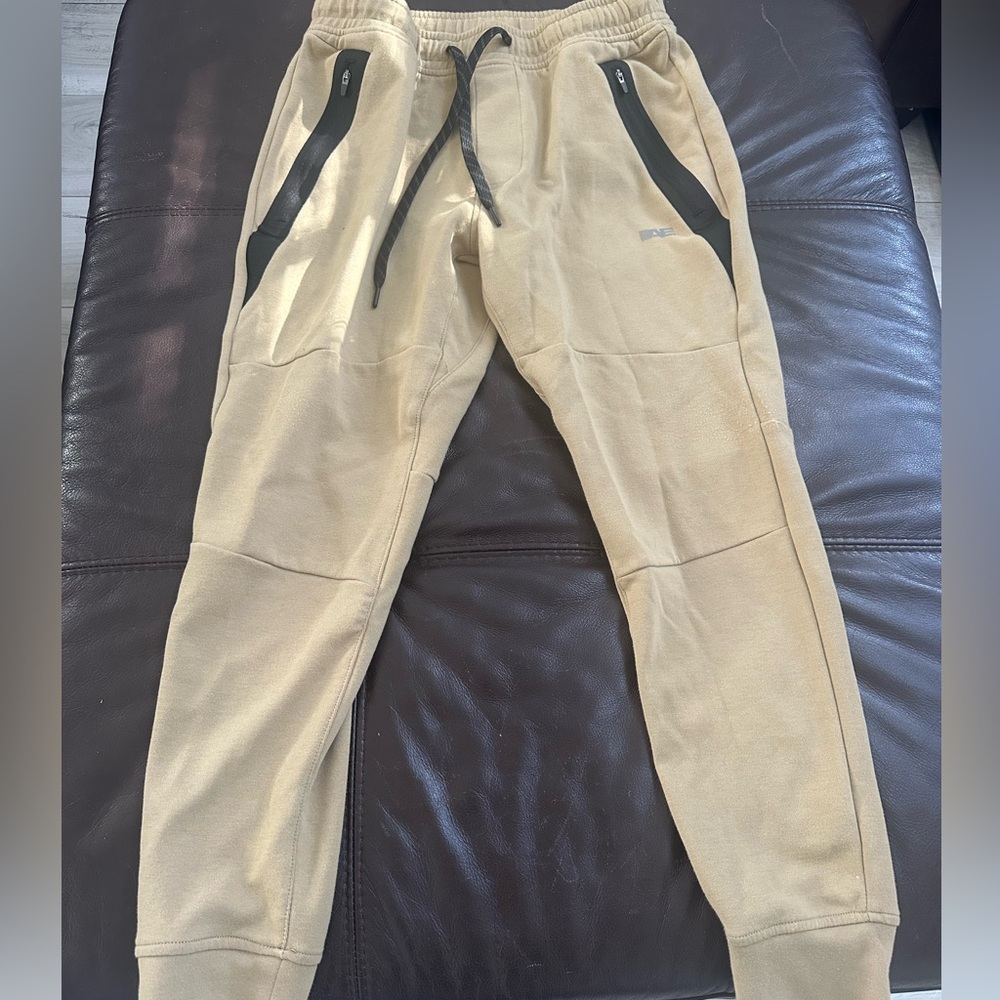 American Eagle AE Joggers Men’s size small